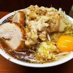 Snow Man佐久間大介さんが「ラーメン二郎 亀戸店」のラーメンを大絶賛 / ここまで美味いか!! 亀戸!!! 最高すぎた