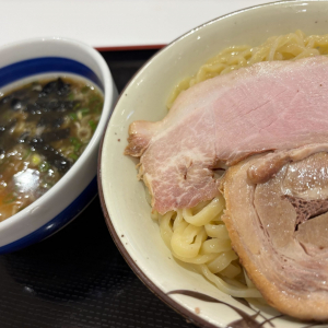 ニューオープン“ららテラス北綾瀬”に“とみ田”系列店が登場！ 昆布のきいた「肉ざる」が旨い