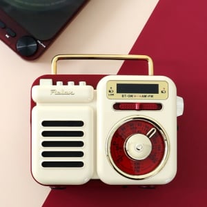 雑貨ブランド「RELAX」のマルチレトロラジオに「1983」カラー登場！先行販売開始