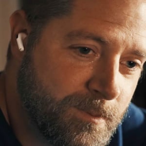 Apple AirPods Pro2の公式動画が「感動する」「泣ける」と世界中が大絶賛 / YouTubeで5000万再生突破
