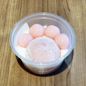 香港セブンイレブンの肉球スイーツ「ねこねこパフェ」が激しくかわいすぎんヌッ！