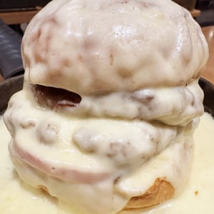 モスの「和牛バーガー鉄板とろけるチーズダブルパティ」を食べた結果