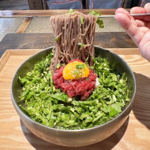 新宿・新大久保に絶品すぎる韓国料理「ミナリユッケ水冷麺」を食べに行こう→ 食べた結果