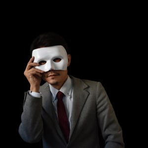 ひろゆきが嘘をつく政治家に苦言「嘘をつく政治家は国民の味方ではない」「嘘をつく政治家は政治の世界から排除すべき」