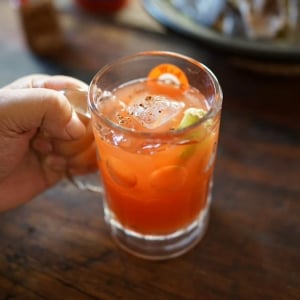 メキシコでは「二日酔いに効く」と言われるビールカクテル。お酒が苦手な人にも、とにかく推したい！