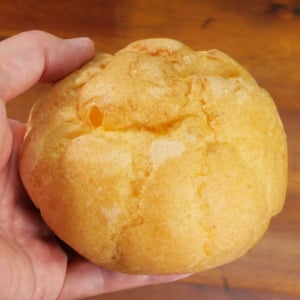 ローソンのでかすぎるシュークリーム「でっかいシュー」がマジででかすぎる