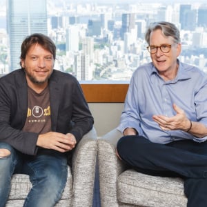 ギャレス・エドワーズ監督＆脚本家デヴィッド・コープ来日！映画『ジュラシック・ワールド／復活の大地』を「家族全員みんなで楽しんで！」