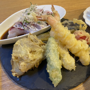 【福岡市・周船寺】ぷりぷり海老と夏野菜天ぷら！ 「ごはん屋 朔」のクオリティ高すぎな和定食を皆に食べてほしい【ガジェ通糸島編集部】