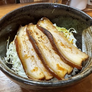 青森県をガチで感じられる人気ラーメン店「長尾中華そば」の上北丼が激アツ