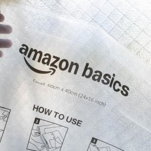 Amazonベーシックの隠れた逸品で、いつもの荷物が半分に。使い勝手が良すぎてリピ買い中です
