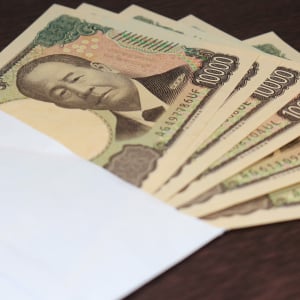 ひろゆき「税金払ってる外国人は生活保護受ける権利がある論は、税金を払ってない日本人が生活保護を受けるのが良くない論になるので良くない」