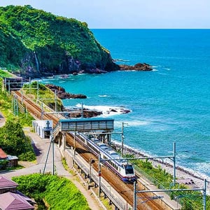 日本海沿いを行く信越線に沿ってミニ新幹線が走る!?　上越新幹線 長岡駅と北陸新幹線 上越妙高駅を結ぶ高速鉄道計画の最新構想をチェック