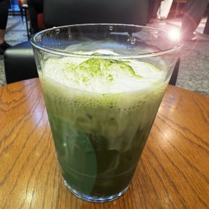 スタバの最強夏ドリンク「涼み抹茶ムースティー」をさらにおいしく飲む方法