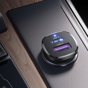 52.5Wの急速充電が“1,000円以下”で手に入る。UGREENのカーチャージャーがタイムセール中
