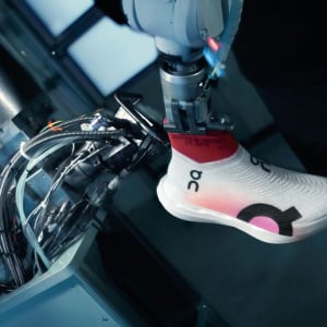 スポーツブランド「On」が銀座に旗艦店をオープン！最新テクノロジー「LightSpray™」を公開する期間限定スペース「On Labs Tokyo」も開催