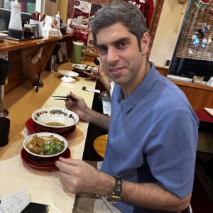 駐日ジョージア大使が人生で初めて「天下一品」のこってりラーメンを食べた結果→ 衝撃の展開に