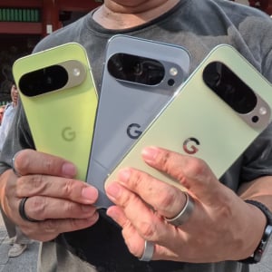 Googleの新スマホ「Pixel 10/10 Pro/10Pro XL」レビュー 進化した超解像ズームと親しみやすくなったAI機能に注目
