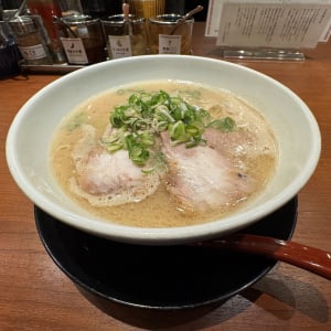 ソラノイロが豚骨ラーメンに挑んだ「そらのいろ」で豚骨ラーメンを食べた結果