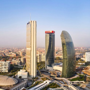 世界の名建築を訪ねて。ルネッサンスの建築様式を“再解釈”、現代によみがえらせたランドマーク「ミラノ・タワー」／イタリア