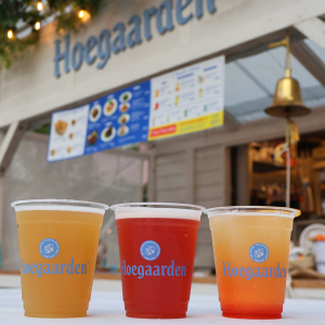 渋谷の特設ビアスタンドでうまうまヒューガルデンをちょい飲みした男「うまうまヒューガルデンがうまい！」