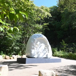 神戸・六甲山が「現代アートの聖地」に！ 映えスポットとグルメを巡る