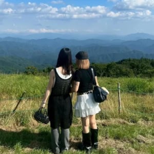 お花畑の上を飛んでるみたい…！名古屋からアクセス良好な愛知「茶臼山高原」で絶景の空中散歩を楽しまない？