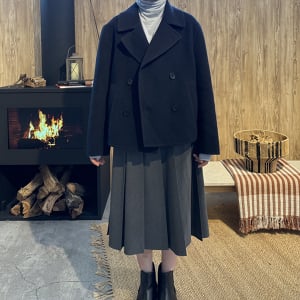 ユニクロ完全新作「ダブルフェイスショートコート」は羽織ったら虜に。早くしないと売り切れちゃう上品アウター