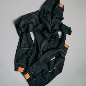 「EDIFICE × Levi’s」コラボレーションデニムが10月3日発売