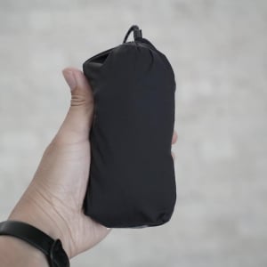 モンベルの「持ち運びできる超軽量パンツ」が、ちょっと寒い日の救世主になってくれますよ