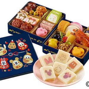 サンリオ ディズニー ミニオン…ファミリーマート 2026“キャラおせち”もあり！ いつもと違う楽しいかわいいおせち時間♪ 最大8万円分相当ファミマポイントも当たる