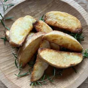 揚げないフライドポテトレシピ！カリッと食感のコツは粉の付け方