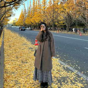 【#紅葉顔隠しフォト 5選】顔が見えなくても雰囲気たっぷり～今年の秋のベストショットはこうやって残そっ