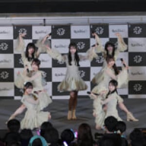 Ｒａｉｎ　Ｔｒｅｅ　３ｒｄ『好きだよとどっちが先に言うのか？』　リリースイベントでセンター綾瀬ことりが感涙