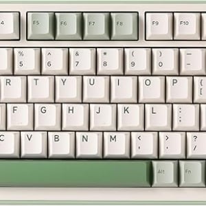 打鍵感が“心地いい”。YUNZII の淡いカラーのキーボードでデスクが少し特別になる