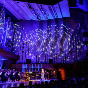 【オフィシャルレポ】May’n、東京芸術劇場で魅せた20年間の集大成