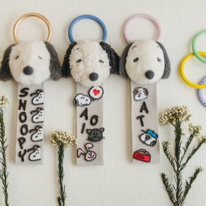 スヌーピーミュージアムで世界にひとつだけの「マスコットタグ」作り。ふわふわ・もこもこ・さらさら選べる3タイプで迷う