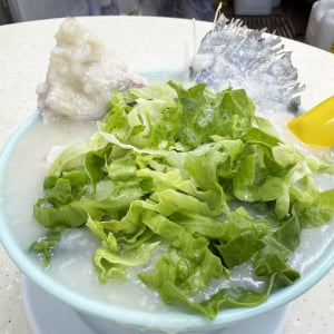 魚のシッポが大量に入った「魚のシッポ丼」を食べた結果