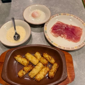 サイゼリヤのアレンジメニュー　スペイン料理「エストレジャードス」がTwitter(X)でバズる　早速やってみた