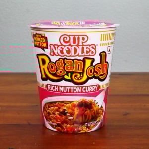 インドのコンビニで買えるカップヌードル「贅沢マトンカレー味」を食べた結果→ ガチだった