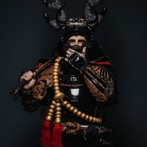 【京都府京都市】嵐山の体験型スタジオは本格甲冑×演出で“サムライ”になりきれる！