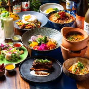 【東京都新宿区】西新宿にエスニックカフェ＆バル「CALDO PARADISO」誕生！おしゃれ空間で多彩なメニューを楽しもう