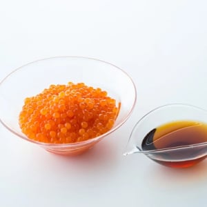 北海道白糠町のふるさと納税返礼品に「特製昆布たれで漬け込む完熟いくら」が登場！