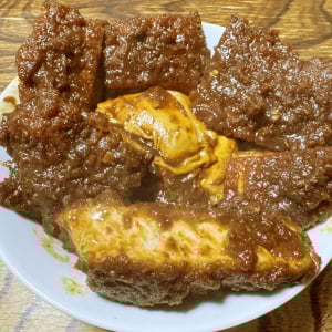 【名古屋グルメ】味噌カツ発祥の食堂「叶」で味噌カツ丼を食べる / 売れすぎて夜の販売をやめることも