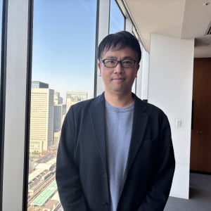 【インタビュー】パチンコ店の常識破壊？ マルハンが1200名参加で実現した「制服革命」 に迫る