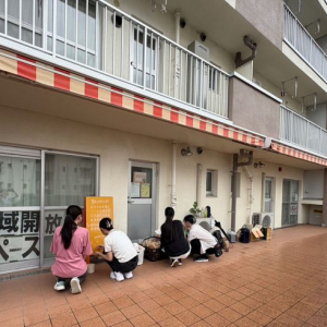 空室めだつ築古団地、「シングルマザー専用」フロアにして満室に。オートロック完備、群馬県が全国初のシェアハウス運営を決断