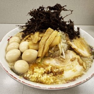 元ラーメン二郎のラーメンがパワーアップしたらしいので食べに行ってみた / ラーメン神田店