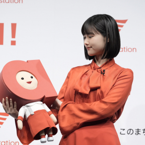 朝ドラ俳優の原菜乃華”激かわ”パペットキャラの声優に！