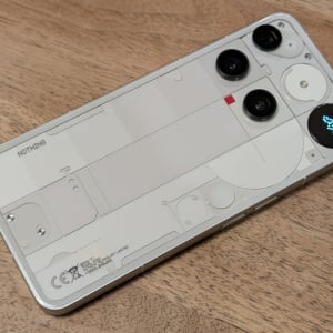 Nothing Phone (3)向けに配信されたNothing OS 4.0をチェック　新しいGlyphトイや2アプリまでフローティング表示できるポップアップビューが追加