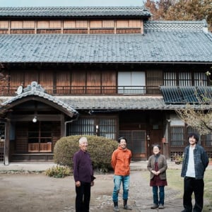 「自宅が登録有形文化財」。築150年の旧家に住む夫妻、13代目が守る”誇り”と“維持”のリアル　群馬県太田市・片山家住宅