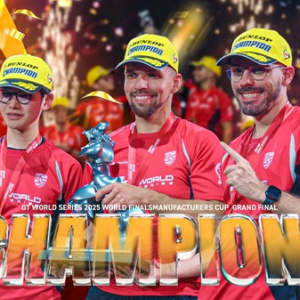 プロeスポーツ「QT DIG∞」の佐藤彰太選手が「GT World Series 2025」で年間王者に